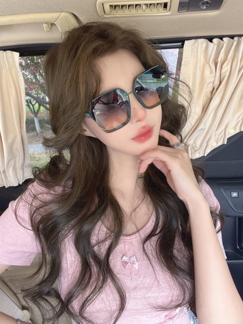 Miu miu Sunglasses